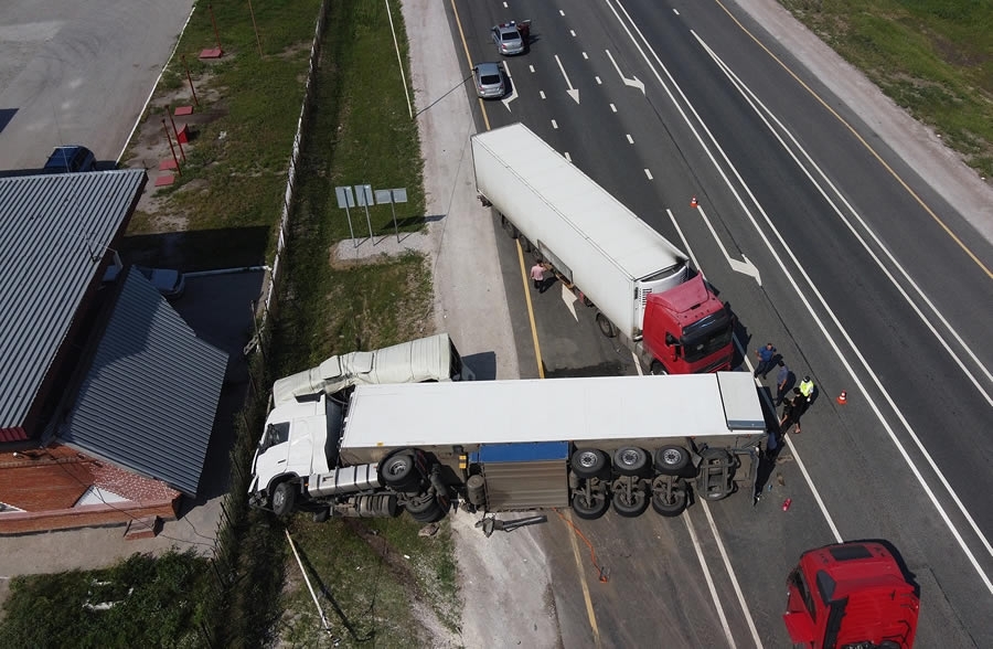 How Attorneys Help Maximize Truck Accident Compensation Claims